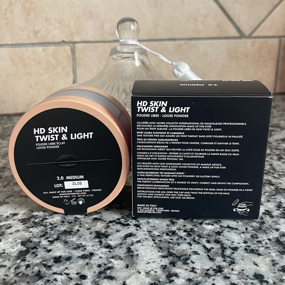 MAKE UP FOR EVER HD Skin Twist & Light Luminous Finishing Powder In 2 Medium - Picture 8 of 8